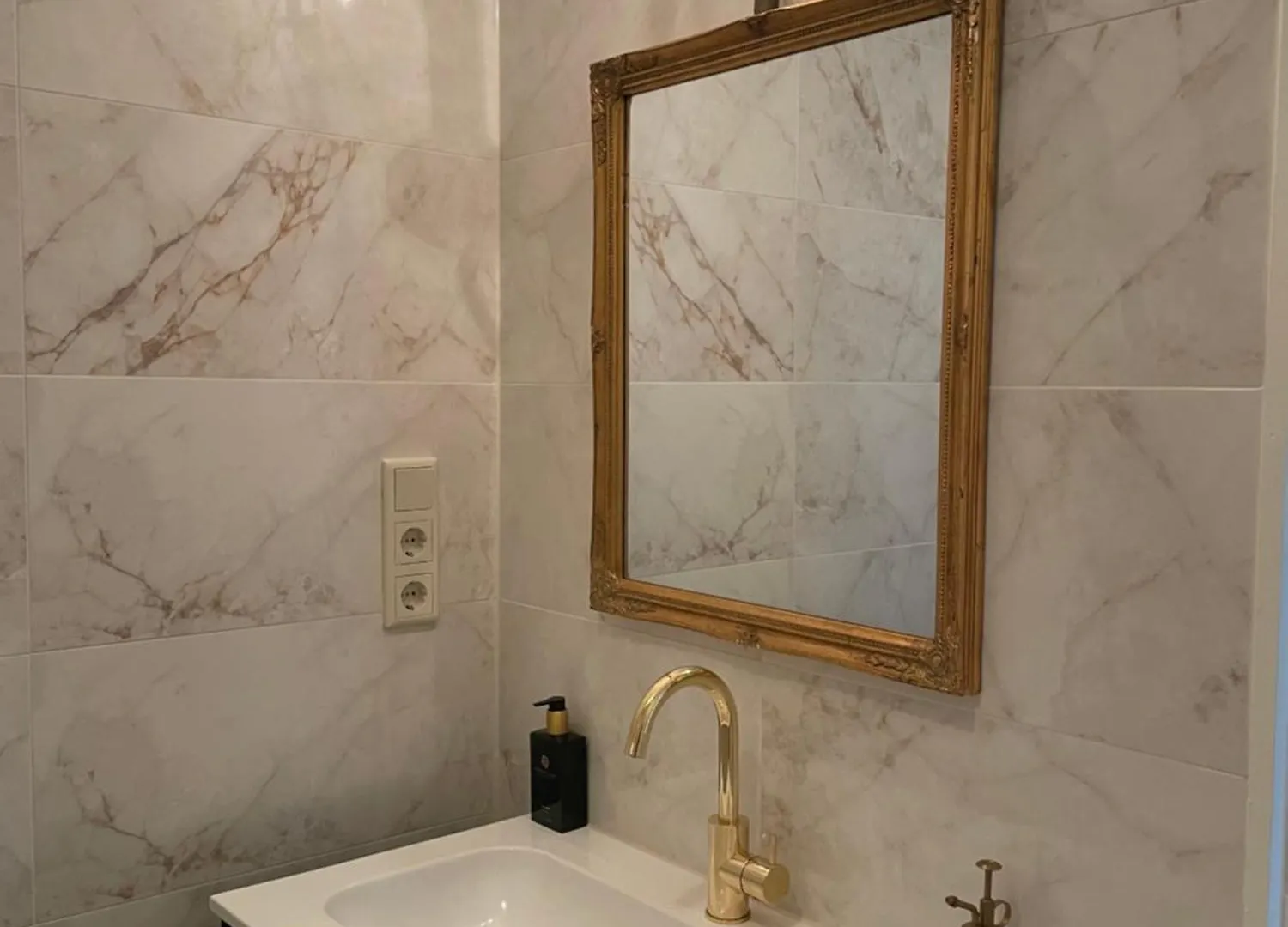 Comfortable Stylish Room In City Centre Of The Hague - Home Stay 0*,  Netherlands